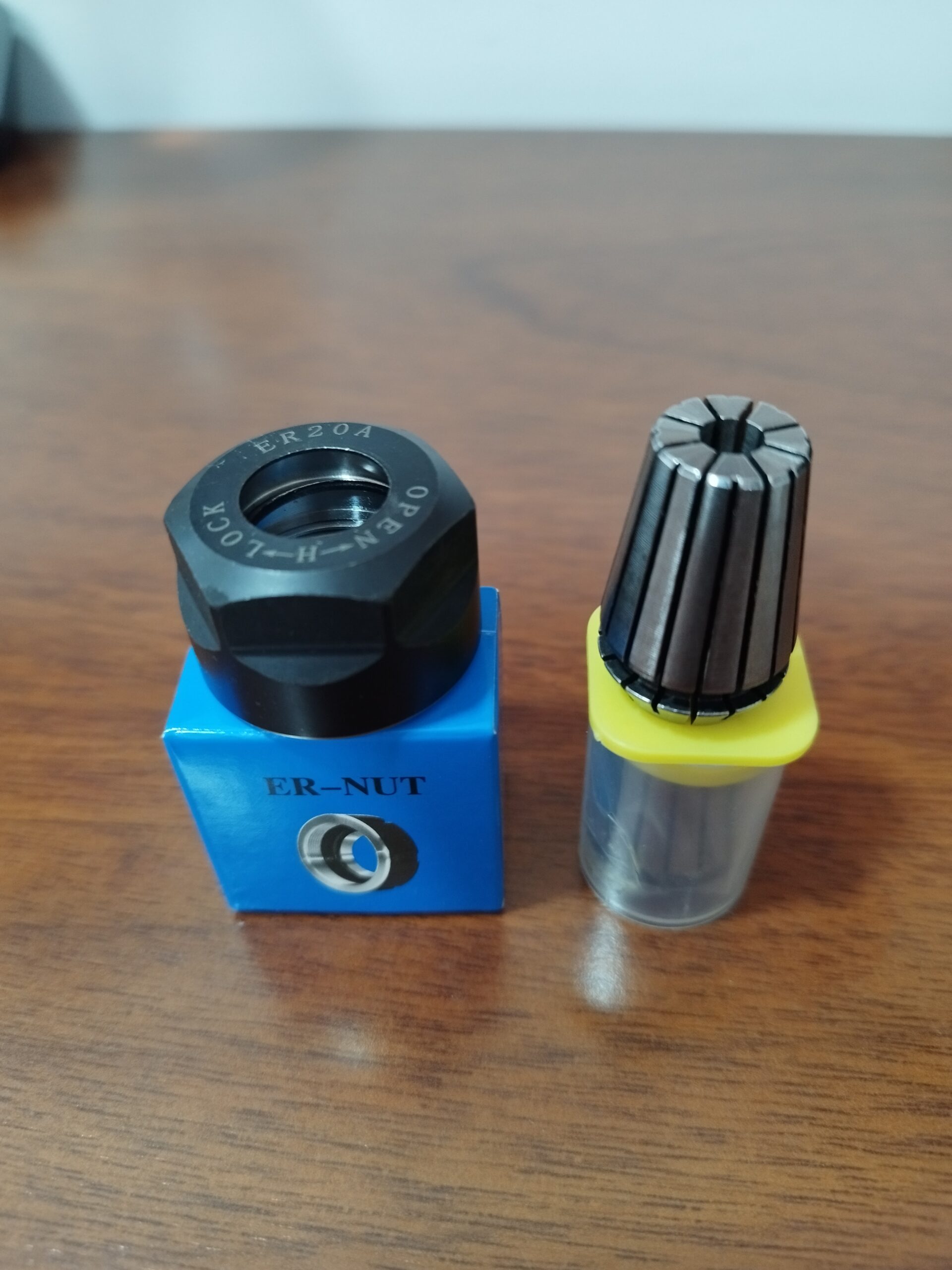 PACK COLLET ER20 PARA FRESA DE 4MM Y TUERCA DE SUJECION ER20A PARA ROUTER CNC