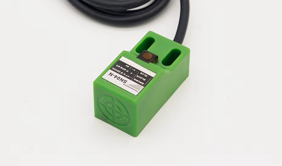 SENSOR INDUCTIVO DE PROXIMIDAD FIN DE CARRERA NPN SN04-N 6/36 VDC